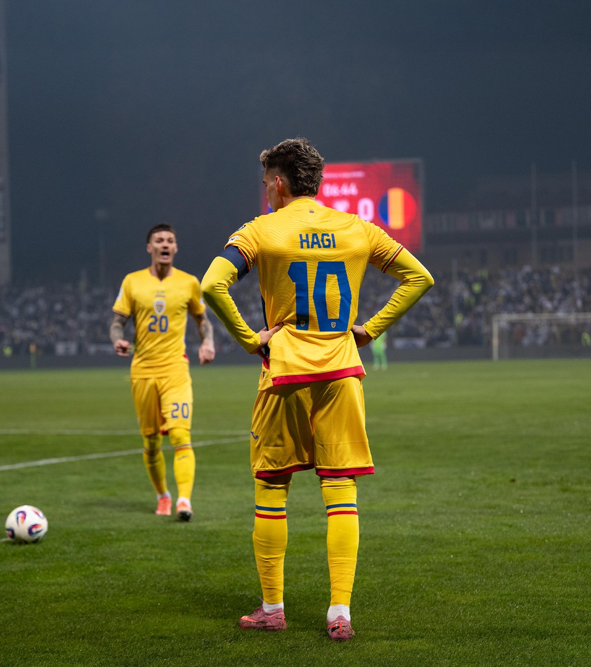 „Atenție la Ianis”  Presa din Turcia își avertizează jucătorii înainte de barajul cu România: „E un adevărat maestru”