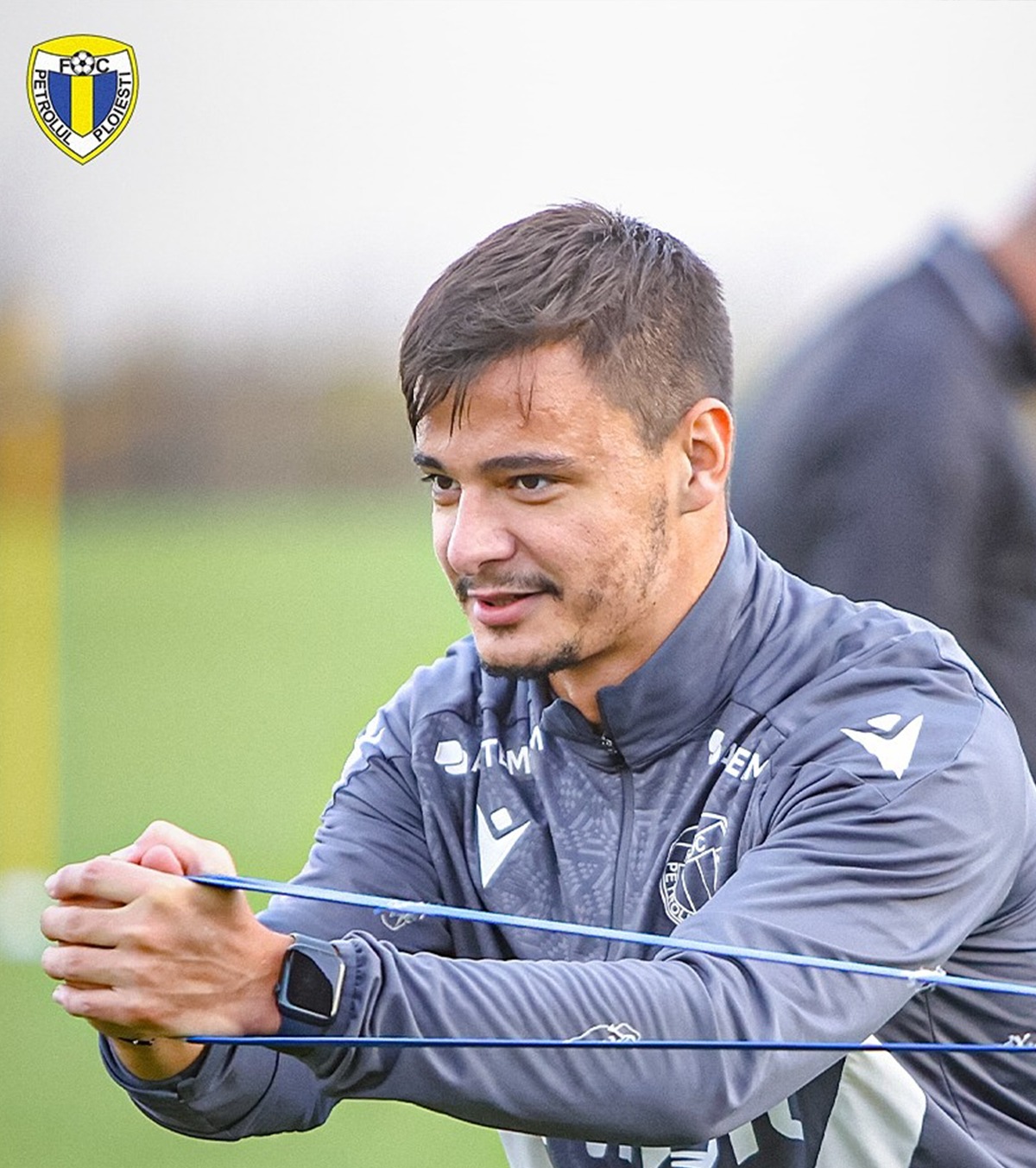 Drama lui Țicu se încheie  După o absență de peste un an , fundașul de la Petrolul poate reveni pe teren