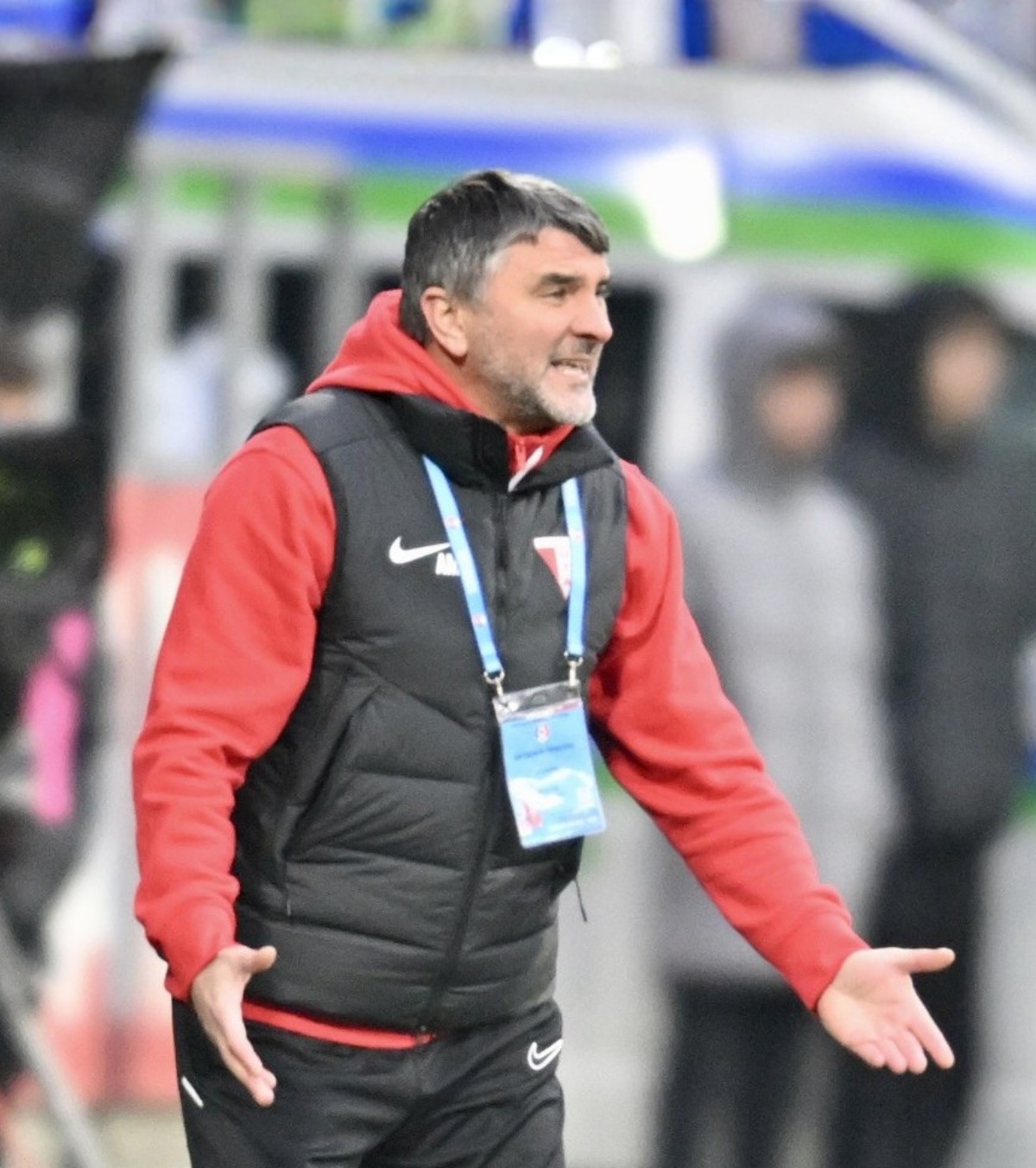 Nervii lui Mihalcea Antrenorul de la UTA a răbufnit după înfrângerea cu U Cluj: „E o imagine clară! Am pierdut nemeritat”