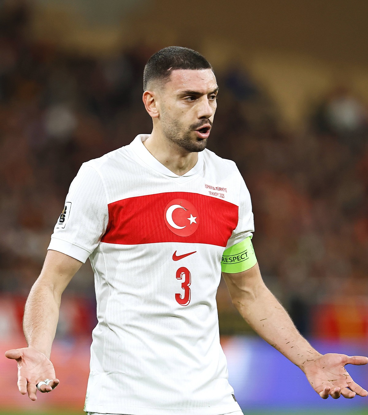 Farsă majoră în vestiarul Turciei Cazul bijuteriilor furate lui Demiral la ultimul joc al naționalei a ajuns la poliție. Ce ar fi în realitate