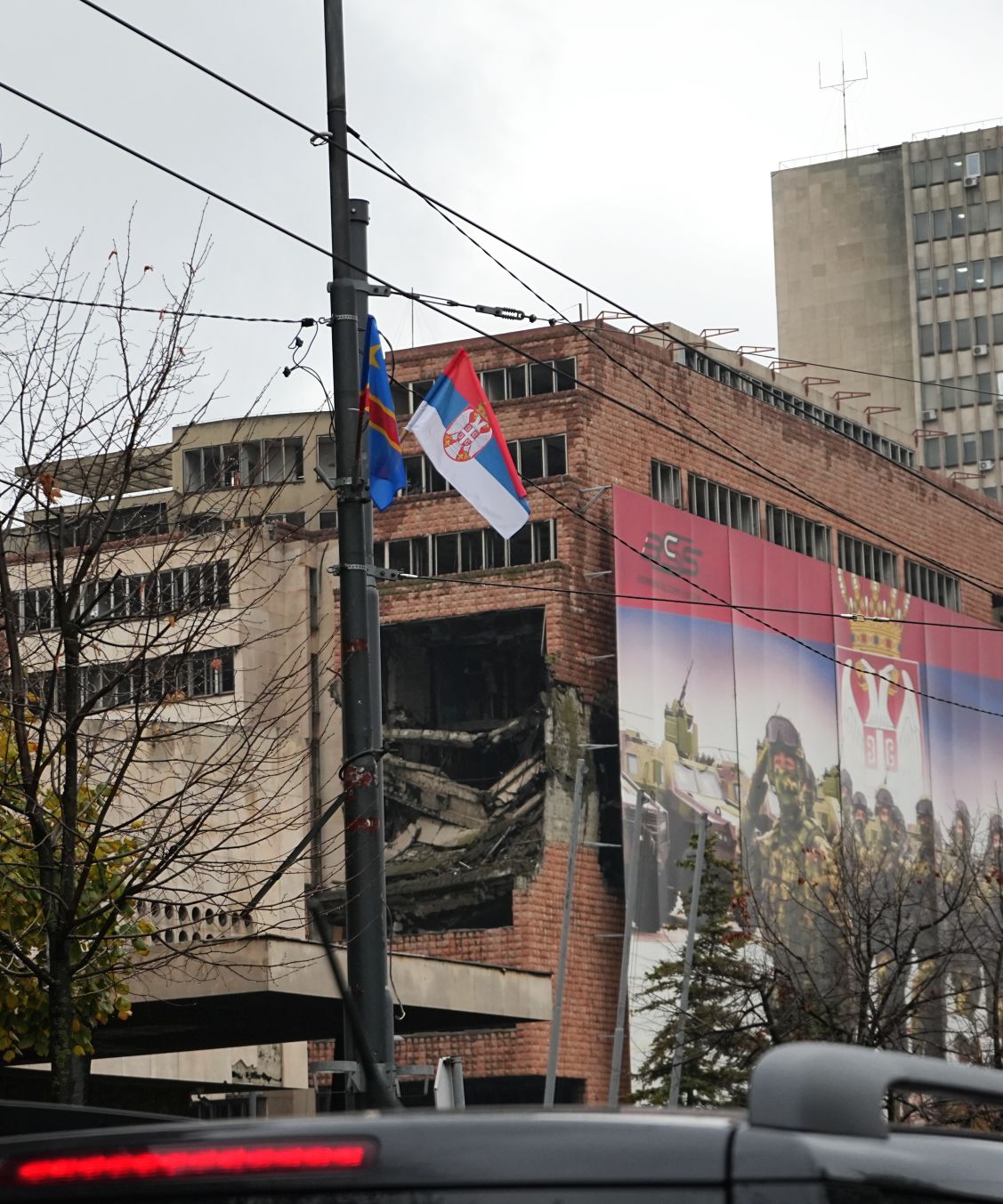 Trafic, proteste și mult gri Reportaj din Belgrad după un an de proteste ale studenților într-un oraș blocat în trecut și sugrumat de trafic și corupție