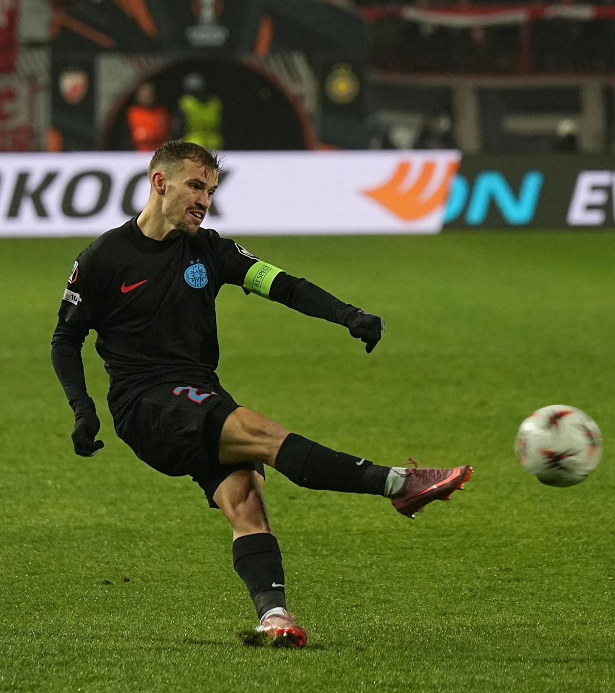 „Nu-mi explic ce s-a întâmplat”  Darius Olaru, dărâmat după înfrângerea de la Belgrad: „Am fost doar la 10% din cât putem”