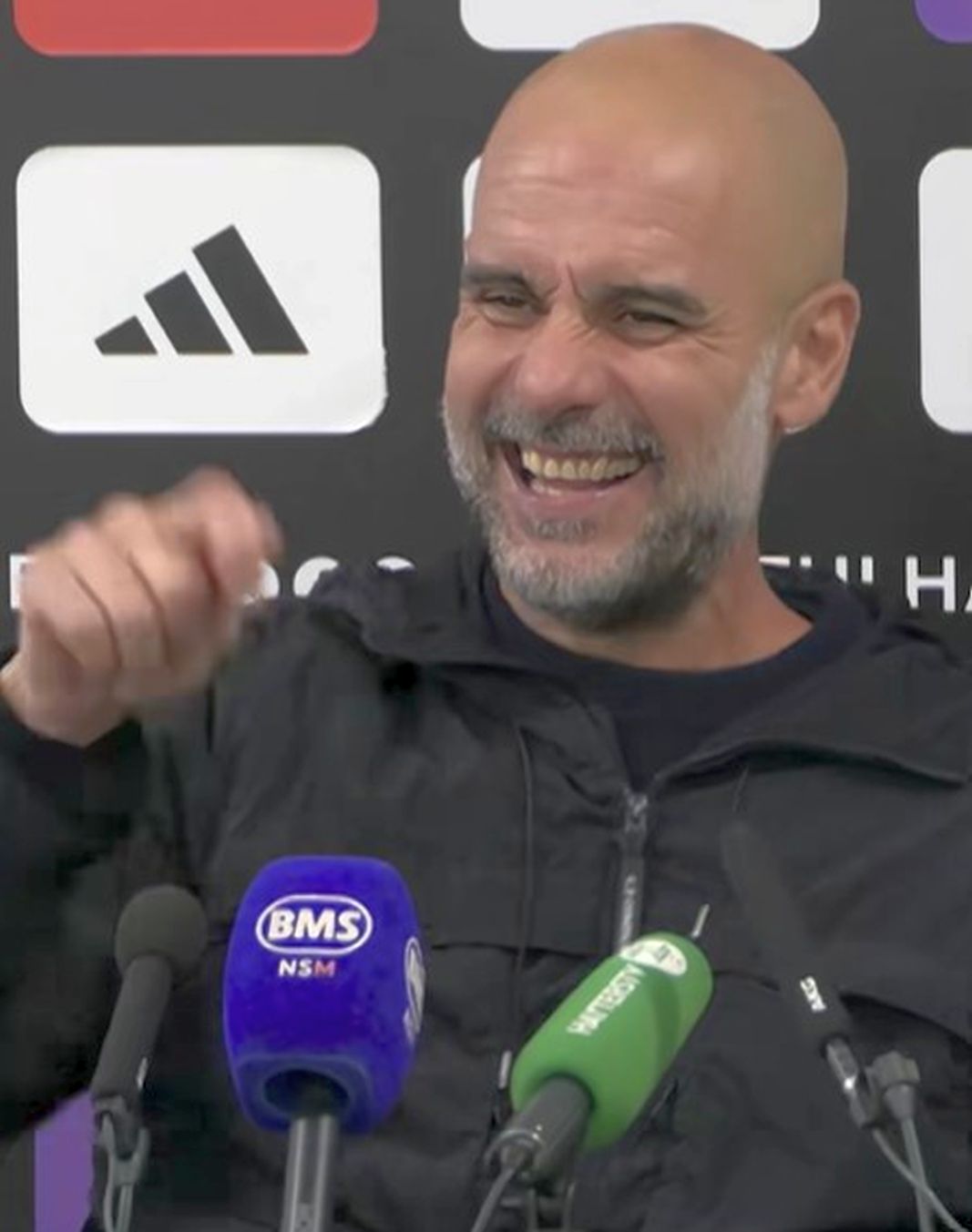 Guardiola-show  Interacțiunea cu jurnaliștii a stârnit hohote de râs: „Scrieți asta, după aruncați la gunoi” + Ce spune despre Haaland