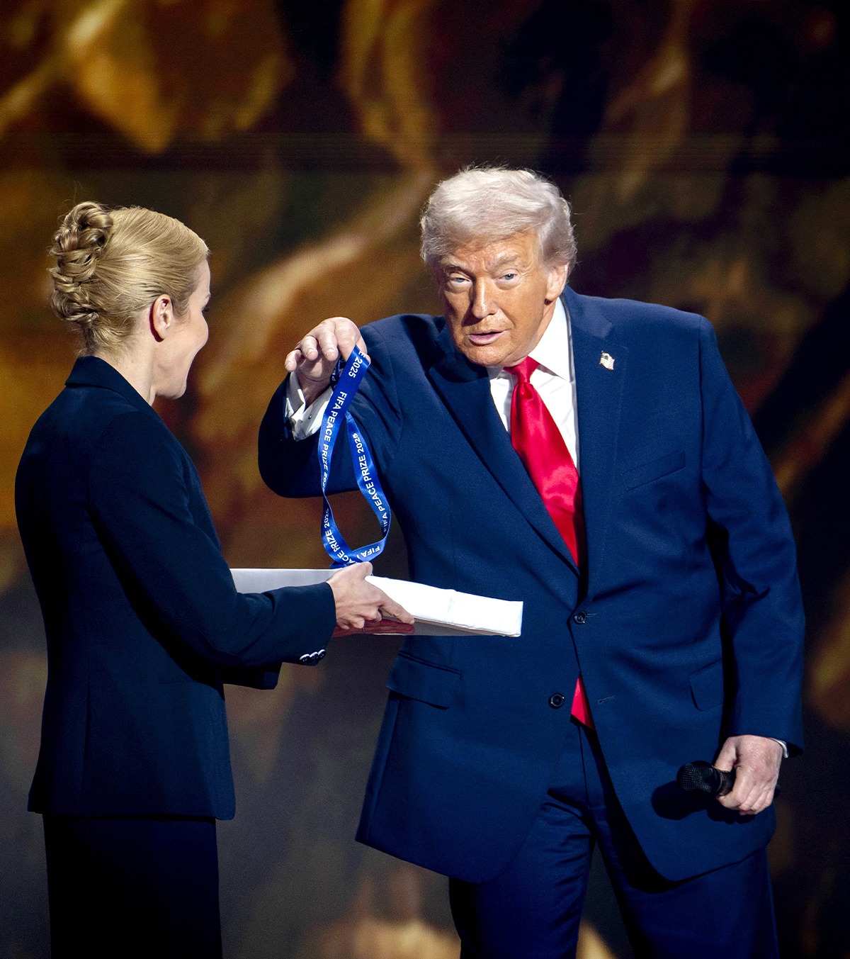 Trump i-a înfuriat pe americani Declarația făcută de președintele SUA a iscat valuri de reacții: „Lipsit de patriotism!”