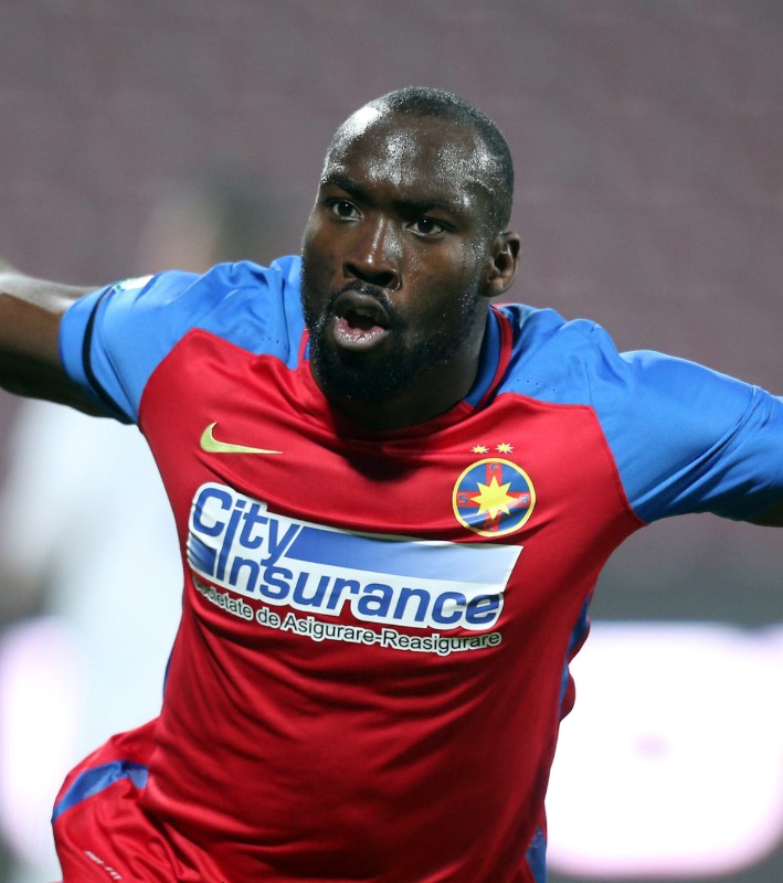 Atac la Reghe Fostul atacant de la FCSB nu l-a menajat pe antrenor: „Nu a avut coloană vertebrală”