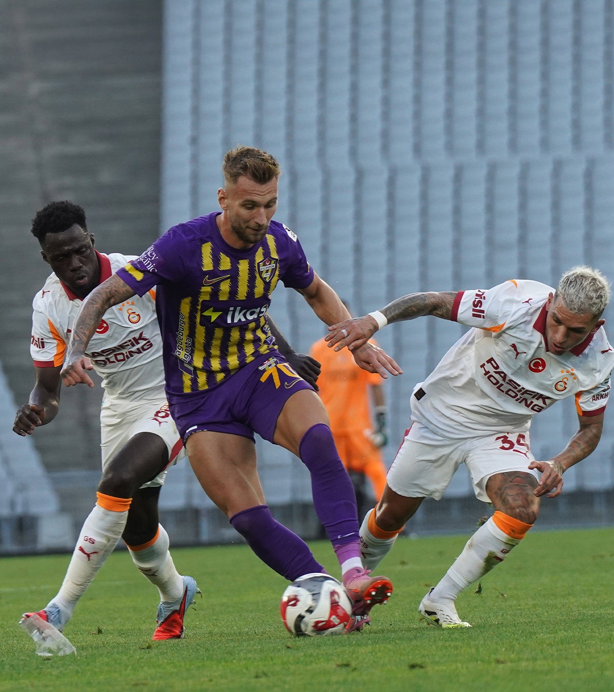 Pleacă Drăguș? Impresarul românului oferă noi detalii despre viitorul acestuia: „Interes din Turcia și din Europa”