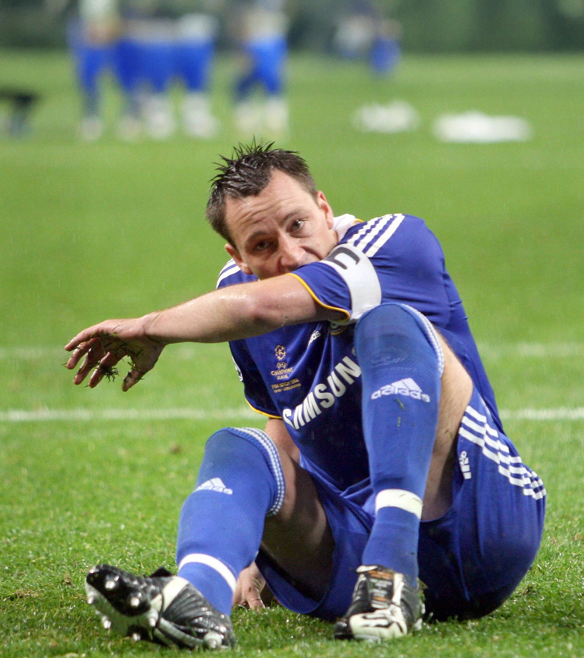 John Terry a vrut să se arunce! Fostul mare fotbalist dezvăluie coșmarul prin care a trecut după ce a ratat penaltyul decisiv în finala Ligii Campionilor: „Eram la etajul 25”