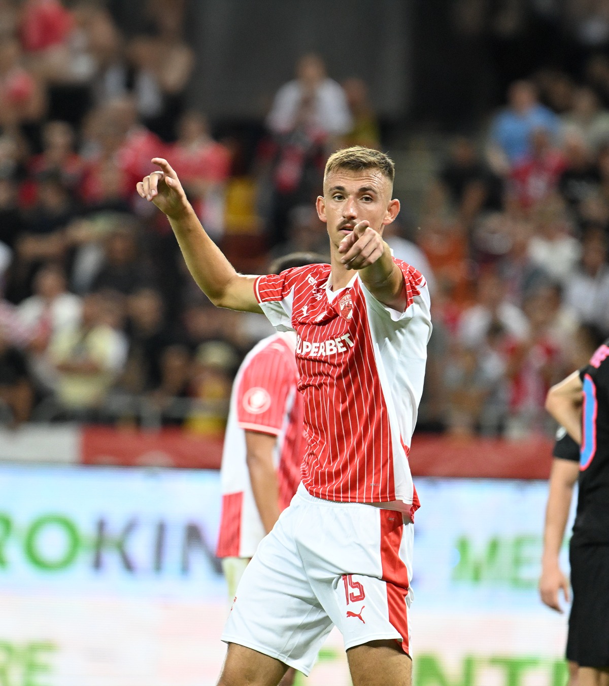 Stoinov, propus în străinătate Fundașul ar putea pleca de la Dinamo după doar 5 luni petrecute în România