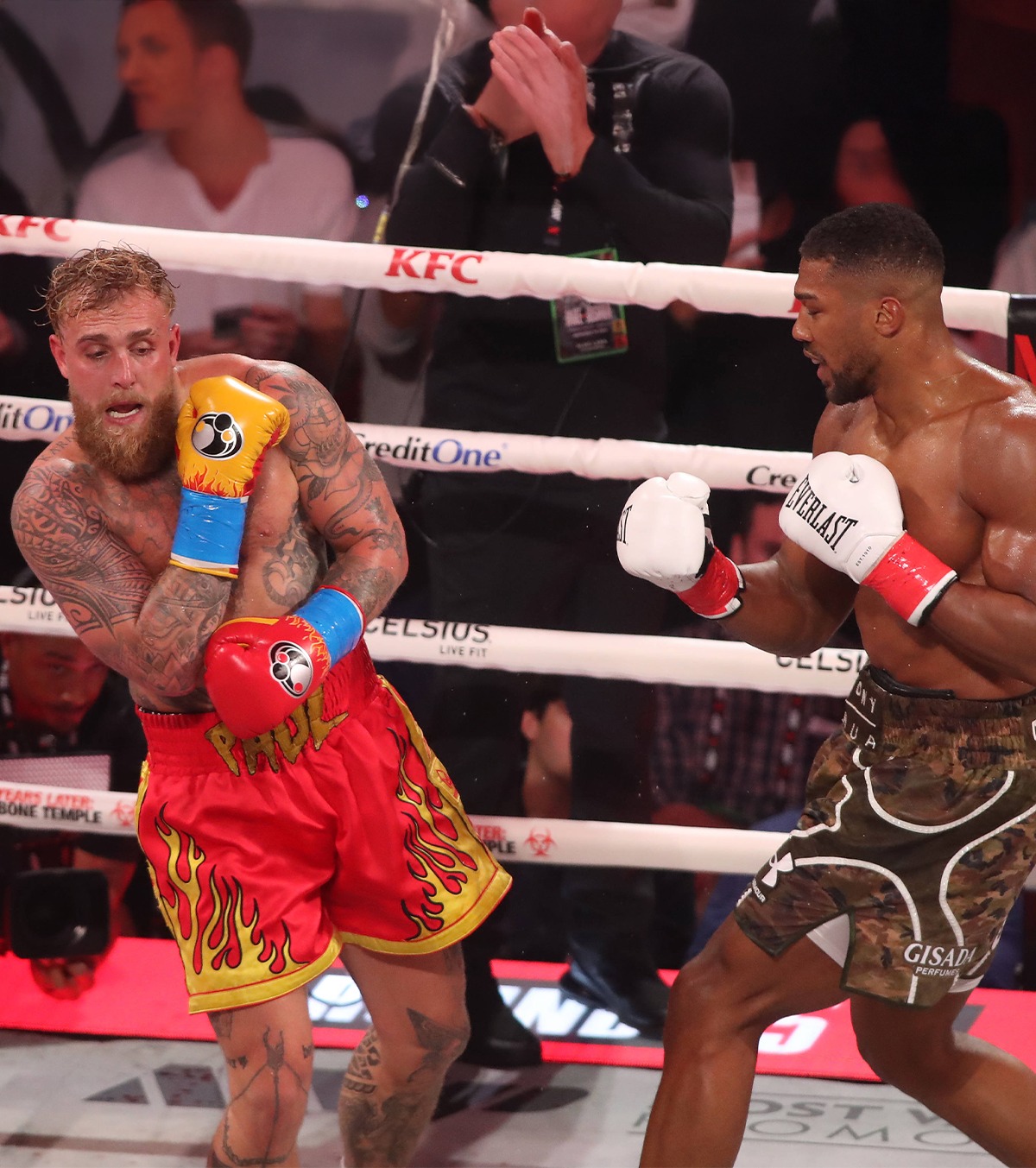 Anthony Joshua i-a rupt maxilarul! VIDEO: Lovitura brutală prin care Jake Paul a fost făcut KO » Provocarea lansată de britanic + reacția lui Trump