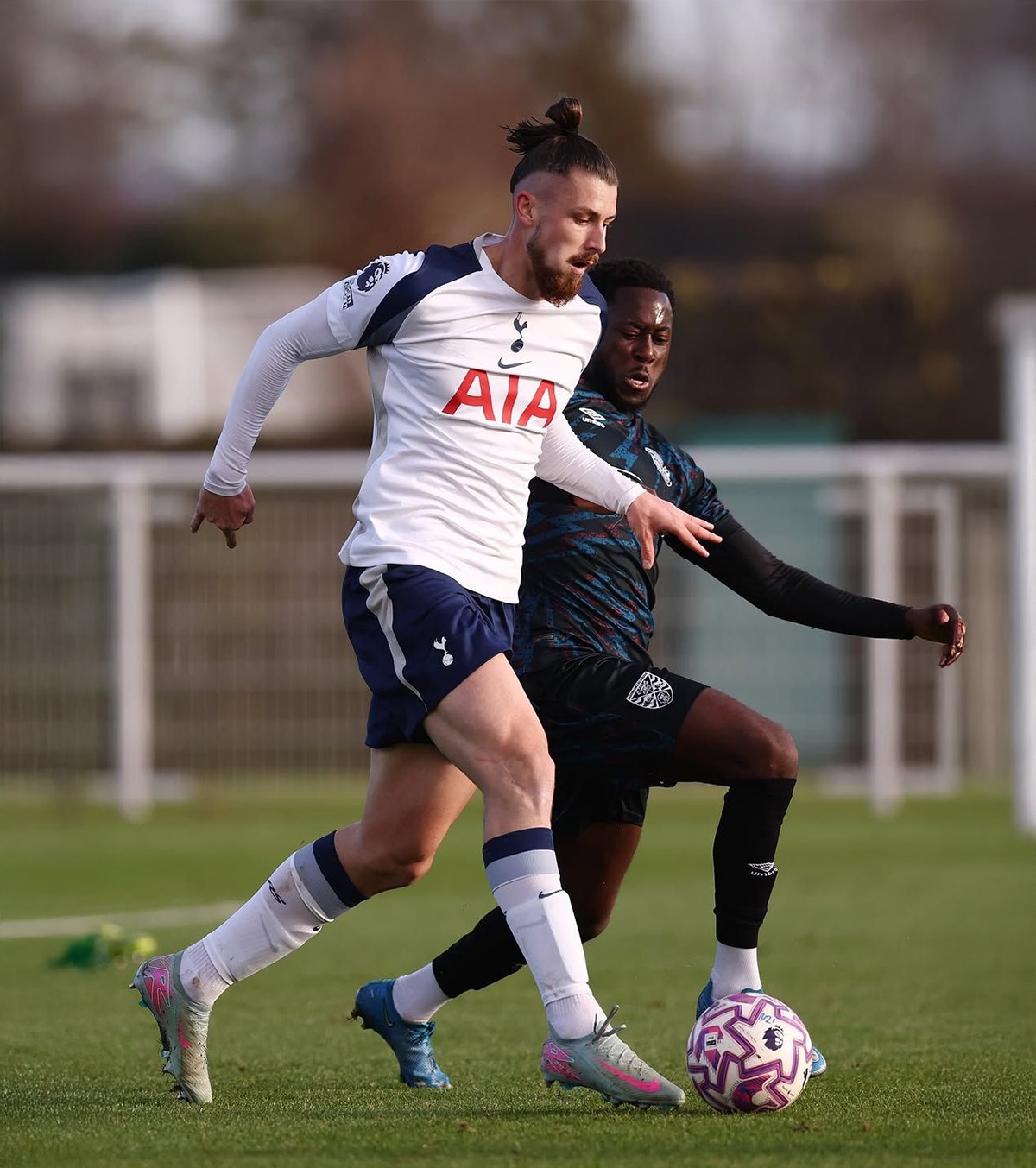 Drăgușin, ultimele vești de la Londra Ce se întâmplă cu stoperul naționalei la Tottenham. Antrenorul lui Spurs, întrebat direct de Radu! Reacția sa