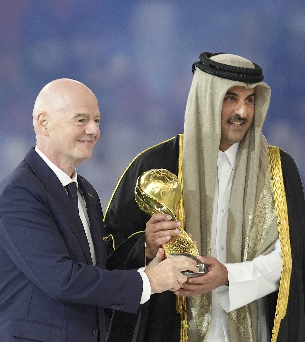 „Favoruri pentru voturi” Schimbarea radicală a lui Infantino la FIFA. Comisii triplate, diurne grase, călătorii, hoteluri: „Face ca Blatter!”