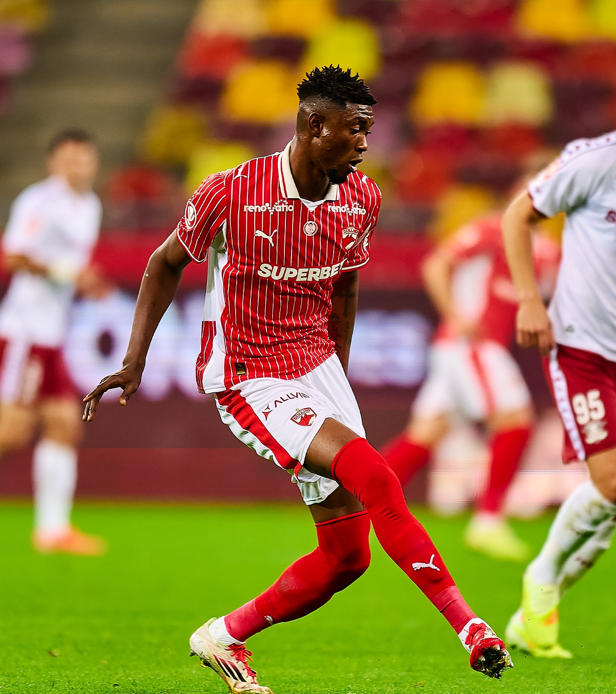 Secretele lui Boateng Cum a ajuns unul dintre cei mai buni jucători din Liga 1: „Sunt convins că așa poți reuși” » Când a simțit că poate lua titlul cu Dinamo