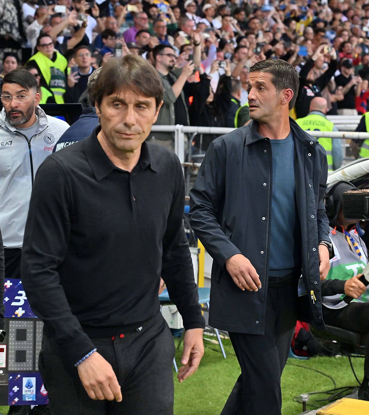 Dublu impact Chivu - Conte De ce sunt în conflict antrenorii lui Inter și Napoli. Și ce are în spate ultimul atac al lui Conte