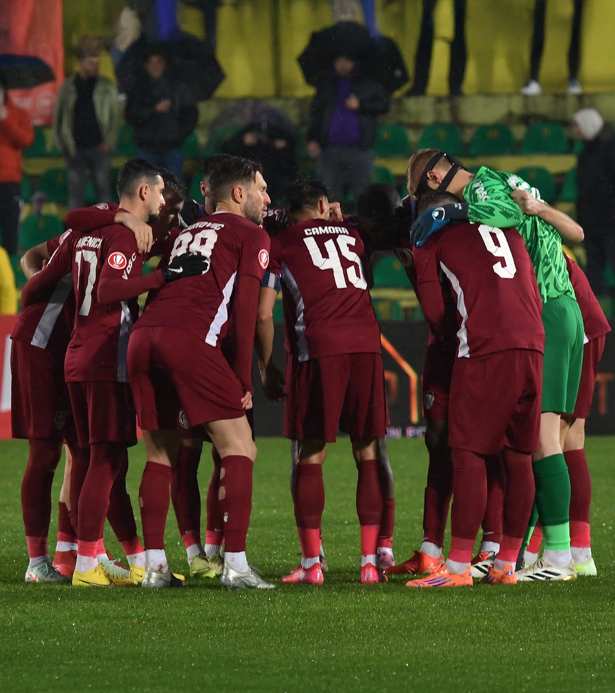 CFR Cluj, în pericol Clubul din Gruia riscă să nu ia licența UEFA: „Îmi fac griji, ne luptăm din răsputeri”