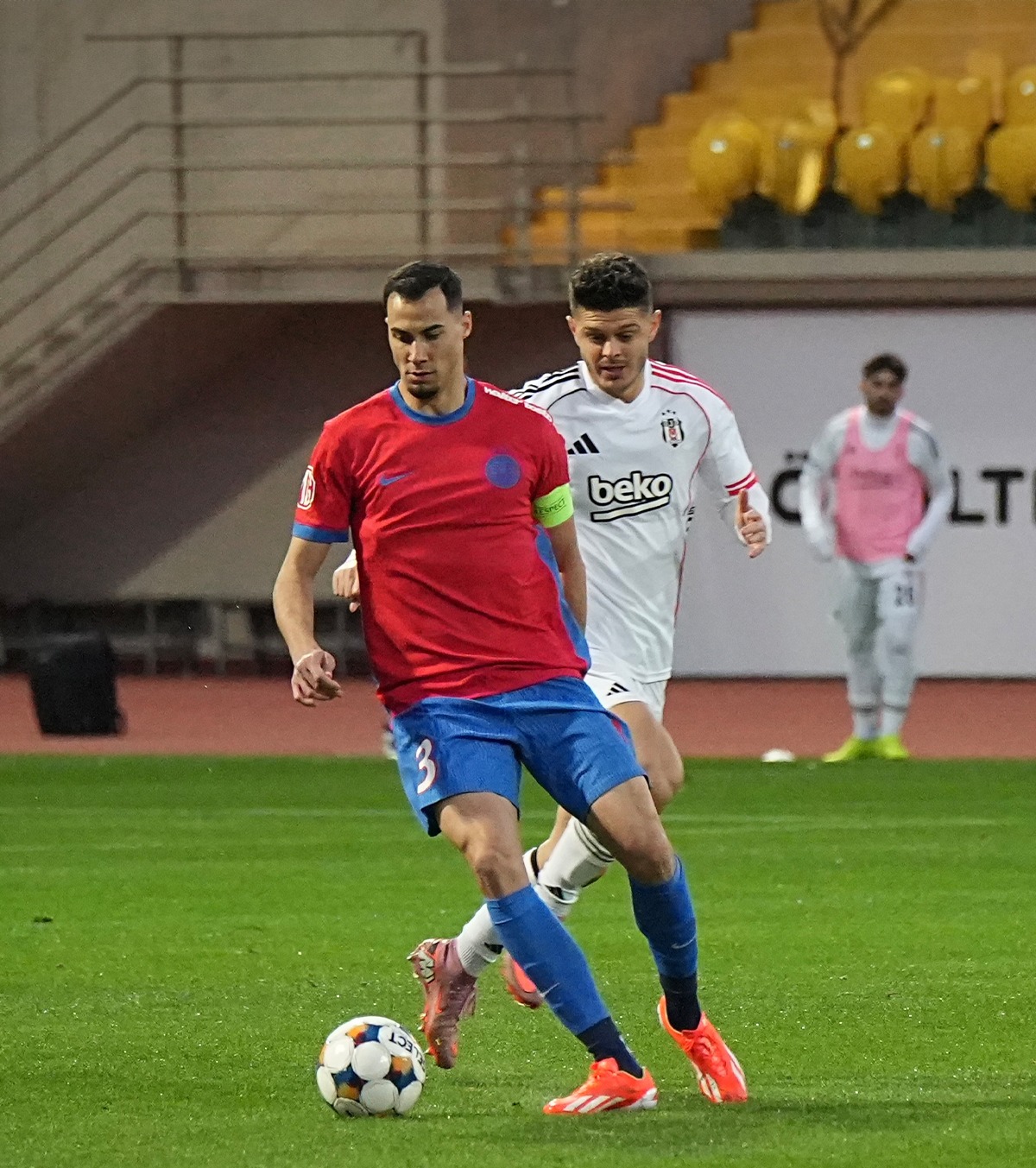 Duarte, tare din prima clipă GOLAZO.ro a urmărit fiecare mișcare a lui Andre Duarte la debutul la FCSB, cu Beșiktaș