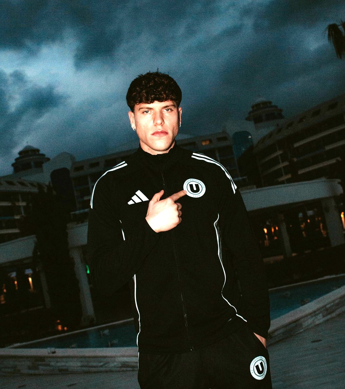 Andrei Coubiș, oficial la U Cluj „Studenții” l-au prezentat pe fundașul crescut de AC Milan