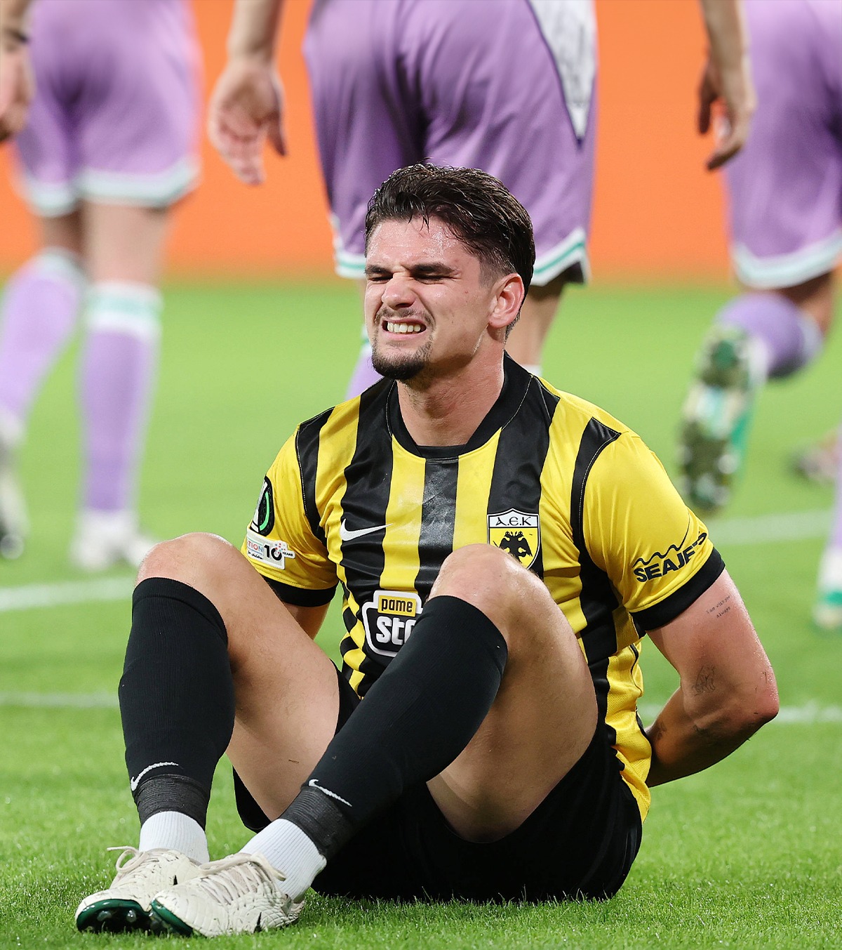 Răzvan Marin, amendat de patron! Sumă mare oprită jucătorilor la AEK Atena. De ce au fost pedepsiți. Condiție dificilă să scape