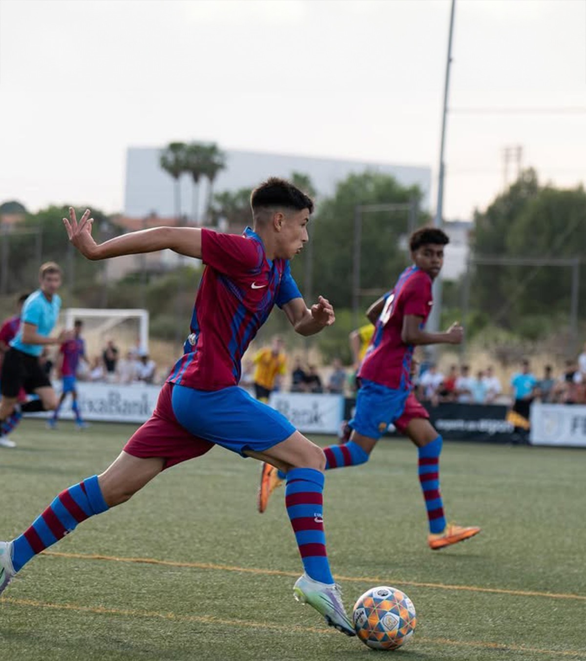 Ianis Târbă, coechipier cu Lamine Yamal în La Masia (FOTO: Instagram @ ianis_tarba)