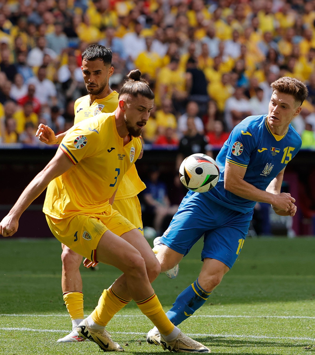 „Te duci pe front dacă nu faci asta!” De ce a amenințat patronul lui Dinamo Kiev cel mai bun jucător al echipei ucrainene. Lucescu era acolo