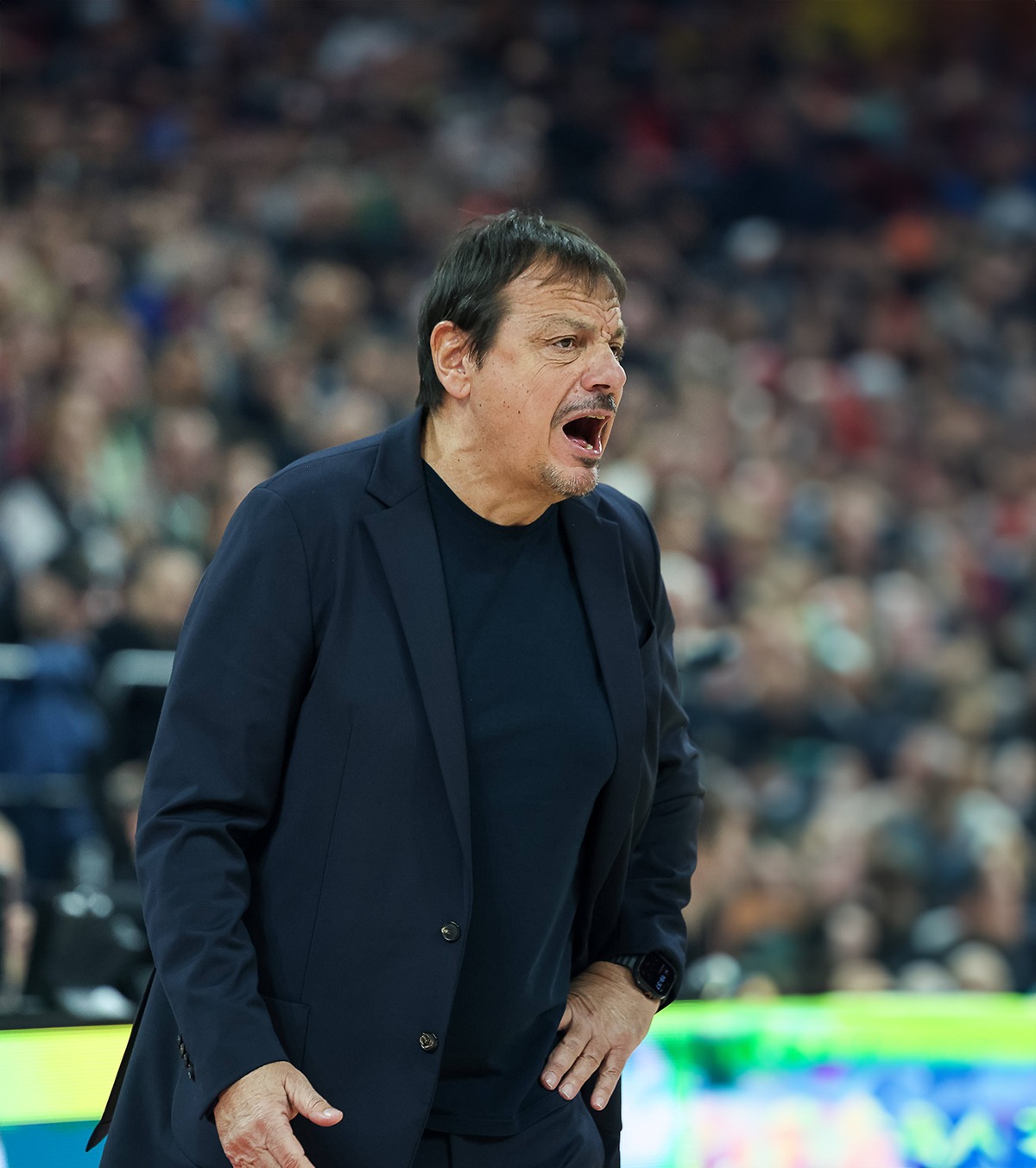 Conflict la Tel Aviv VIDEO Israelienii l-au înjurat și i-au fluturat steagul în față: „O să vezi tu  ce-o să-ți facă sioniștii!”