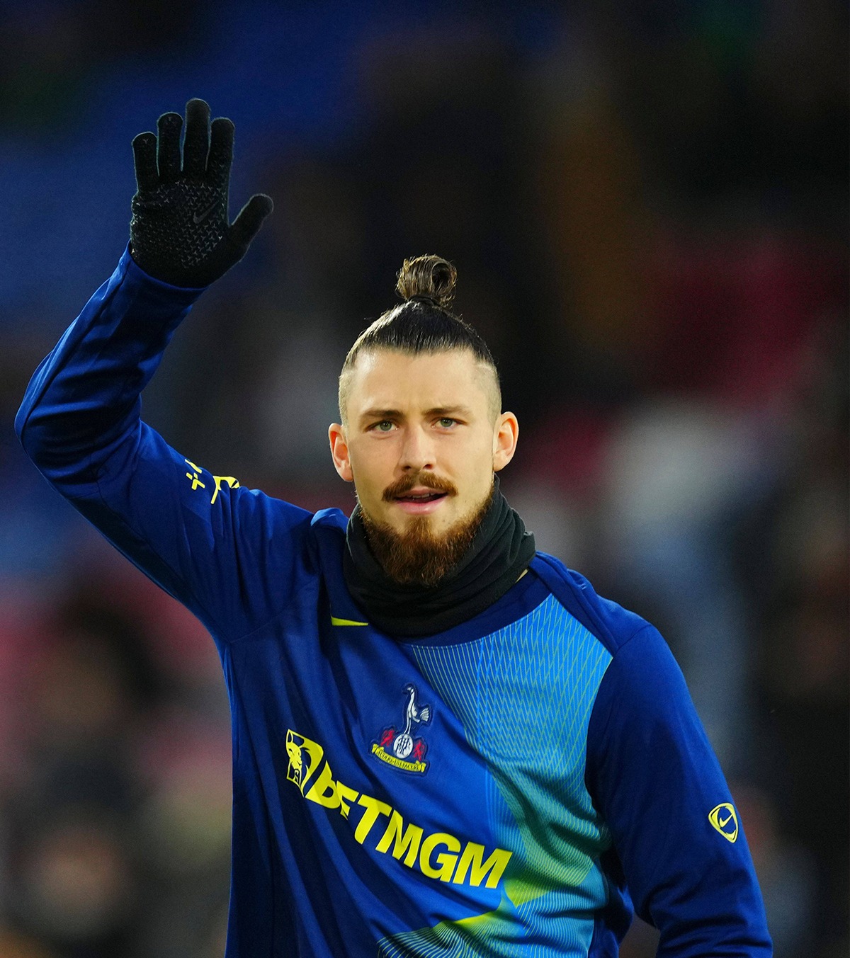 Un minut de fotbal Radu Drăgușin a fost introdus de Thomas Frank chiar înainte de finalul meciului cu Burnley