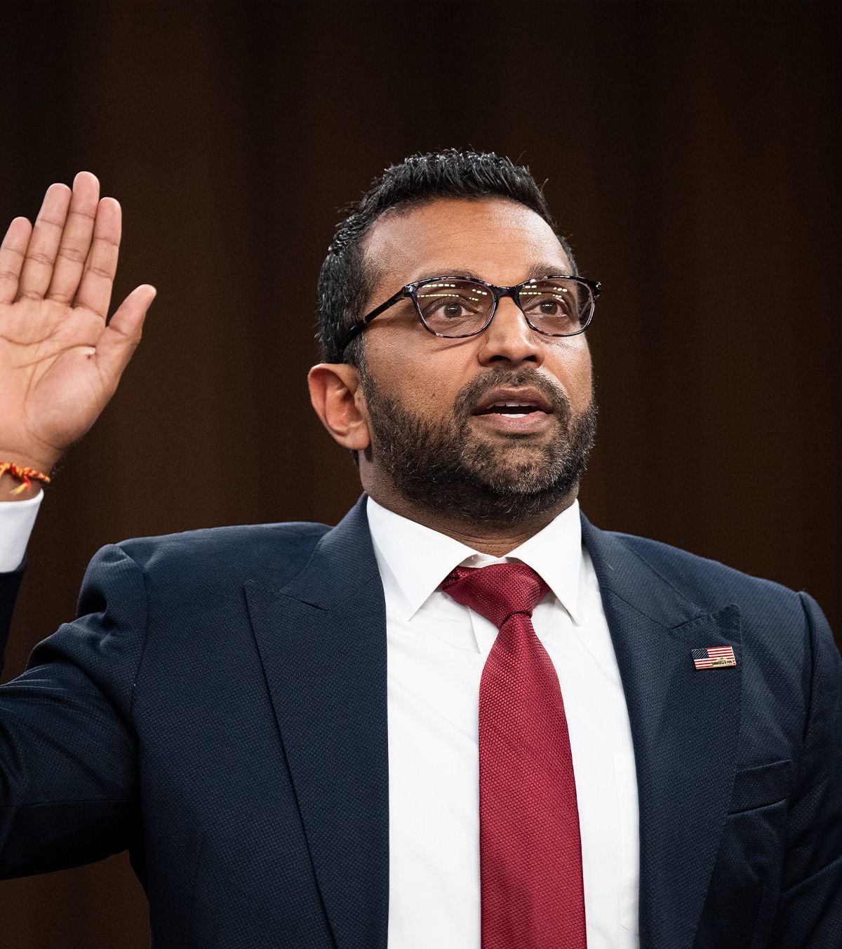 Omul lui Trump i-a lăsat mască Șeful FBI a vrut să fugă de ședința cu directorul MI5 ca să vadă un meci din Premier League!