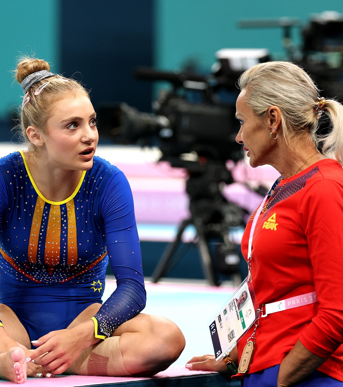 Au chemat SMURD-ul! Sabrina Voinea are probleme după scandalul dintre mama sa, Camelia, și Dragoș Bănescu