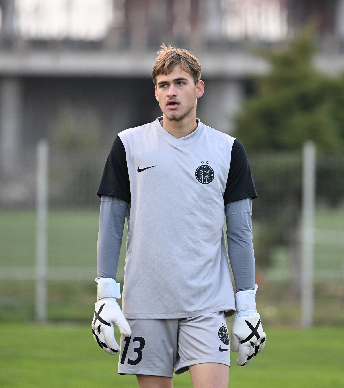 „Vreau să joc fotbal, nu țurca” Gigi Becali a vorbit cu tatăl fotbalistului înainte de a debuta la FCSB: „Nu vreau să-l nenorocesc, dar nu mai suport”