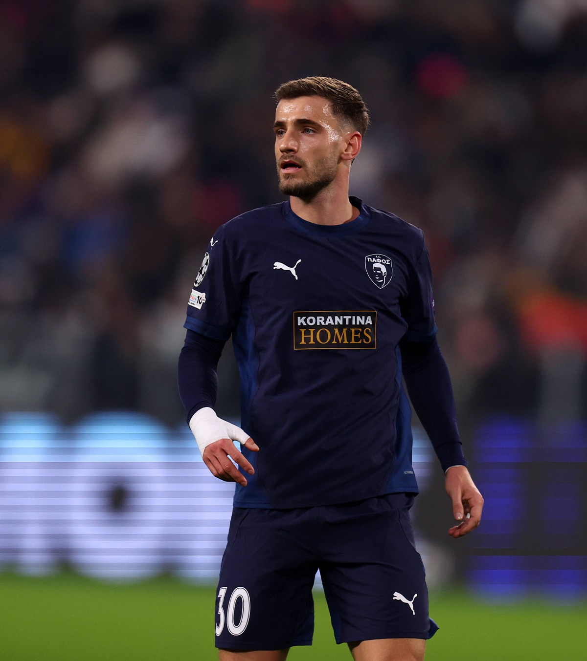 Vlad Dragomir, GOLAZO în Ligă  FOTO. Mijlocașul român, reușită de senzație în ultima etapă a fazei principale din Champions League