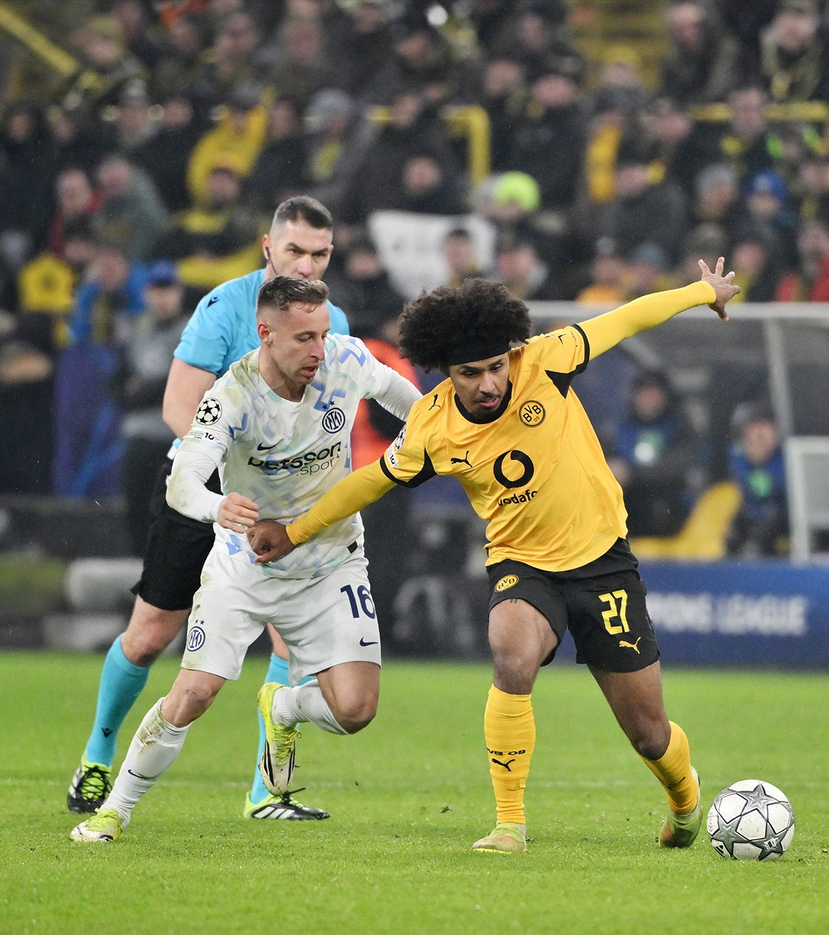 Europa e uimită de Kovacs Încă o apariție foarte bună a arbitrului în Ligă, la Dortmund - Inter 0-2. Reacția lui Chivu. Ce notă i-au dat nemții