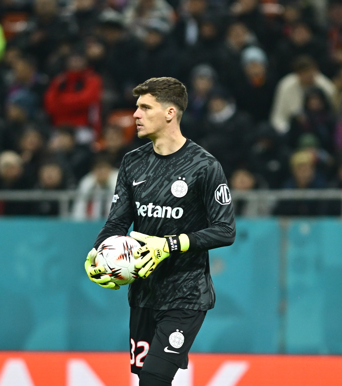 Panduru îl critică pe Târnovanu Fostul jucător al Stelei nu e de acord cu declarațiile portarului de la FCSB: „Nu rezolvi niciun fel de problemă așa”