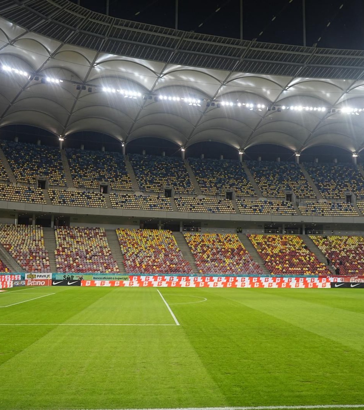 SINGURI SPRE PLAY-OFF  FCSB, la cea mai slabă asistență din acest sezon! Câți fani au venit la meciul cu Csikszereda