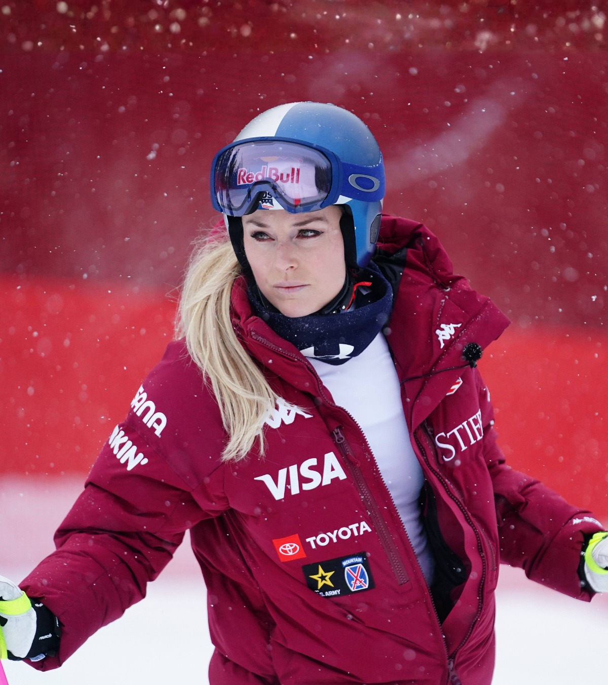 Acțiune de PR sau nebunie? Un specialist spune cum e posibil ca Lindsey Vonn să poată concura având ligamentul rupt: „Un fotbalist n-ar avea nicio șansă!”