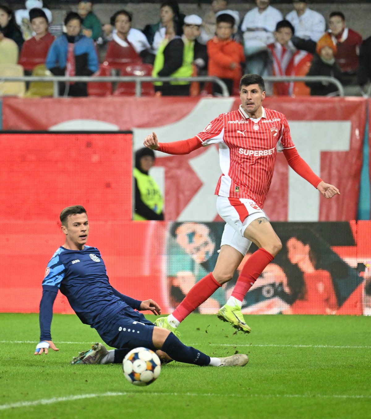 Telenovela Perica ajunge la final Ce se întâmplă cu atacantul care refuză să plece de la Dinamo: „E aproape”