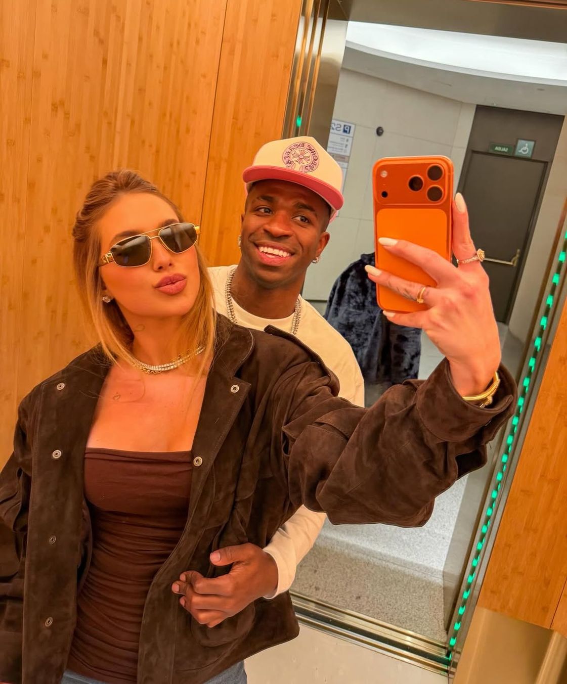 Cum se ferește Vinicius de dopaj Iubita brazilianului dezvăluie: „Dacă merg la ginecolog, trebuie să mă consult cu fizioterapeutul lui”