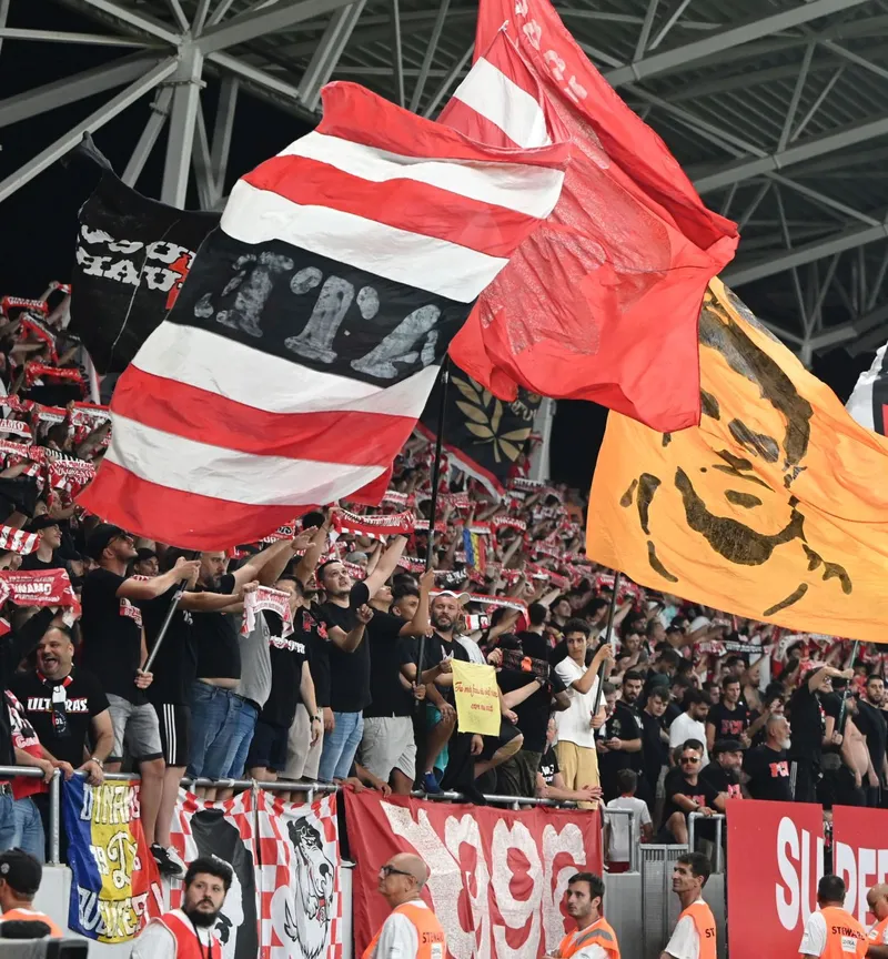 Interes crescut pentru derby Câte bilete s-au vândut până acum pentru  Dinamo - U Craiova » Miza meciului e uriașă