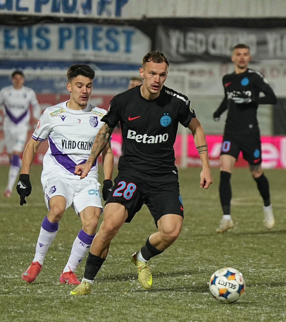 „Un loc e deja ocupat” Mihai Stoica e sigur că o rivală nu mai poate rata calificarea în play-off: „Nu înțeleg cum suntem atât de favoriți”