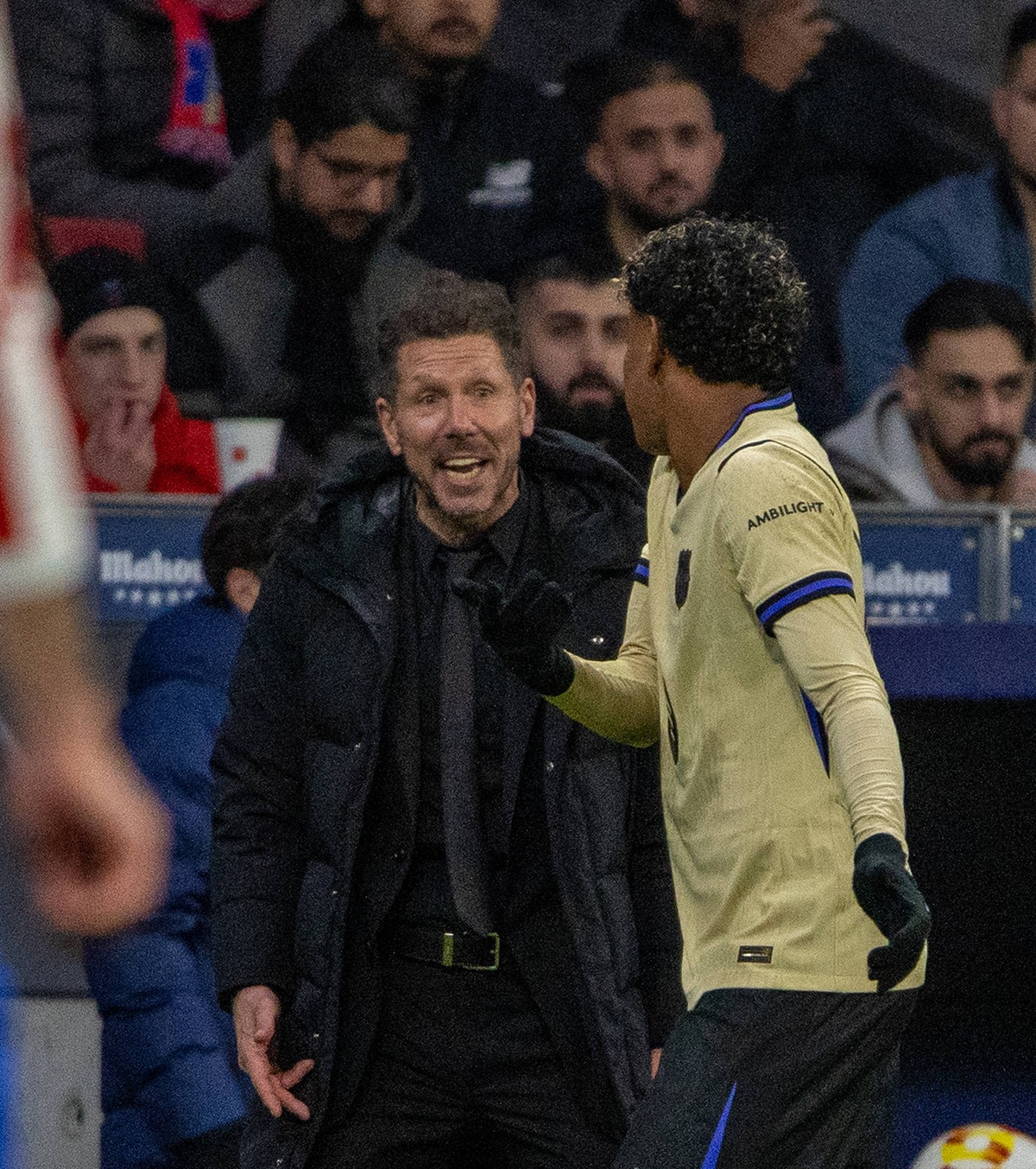 L-a ridiculizat pe Yamal? FOTO. Gestul controversat făcut de  Diego Simeone în umilința Barcelonei de la Madrid
