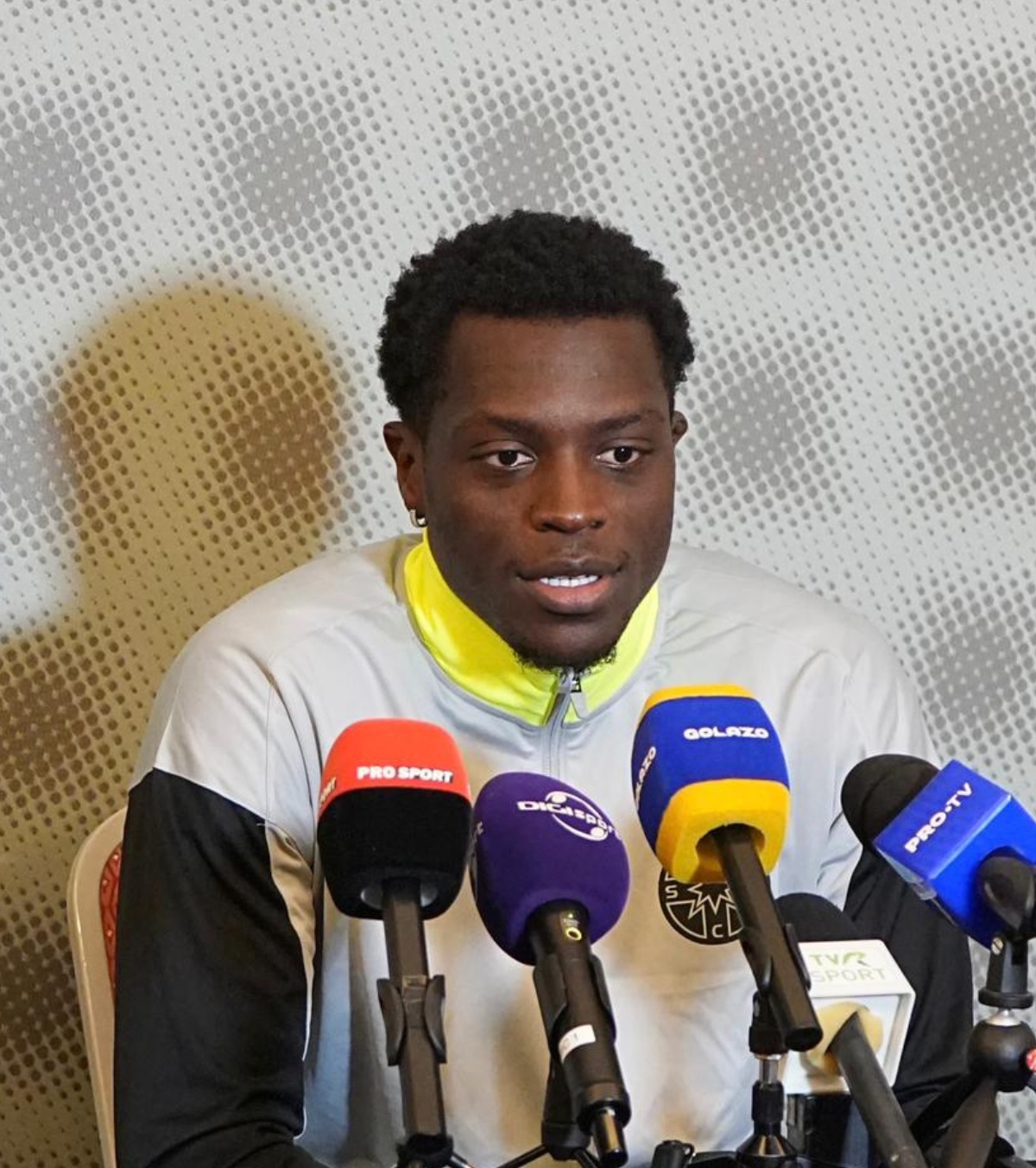 „El își hotărăște soarta” Vedeta FCSB refuză să se opereze: „Ce facem, îl legăm de pat?”