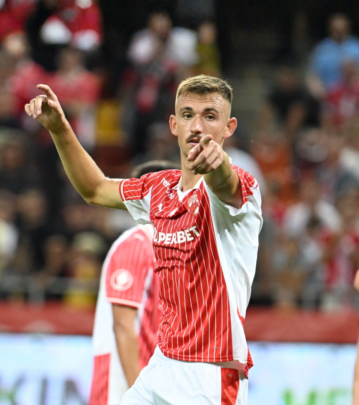 „Vreau FCSB în play-off!”  Dinamovistul Stoinov abia așteaptă meciurile cu rivala + Moment amuzant: ce nume a rostit când a fost întrebat de secretul apărării