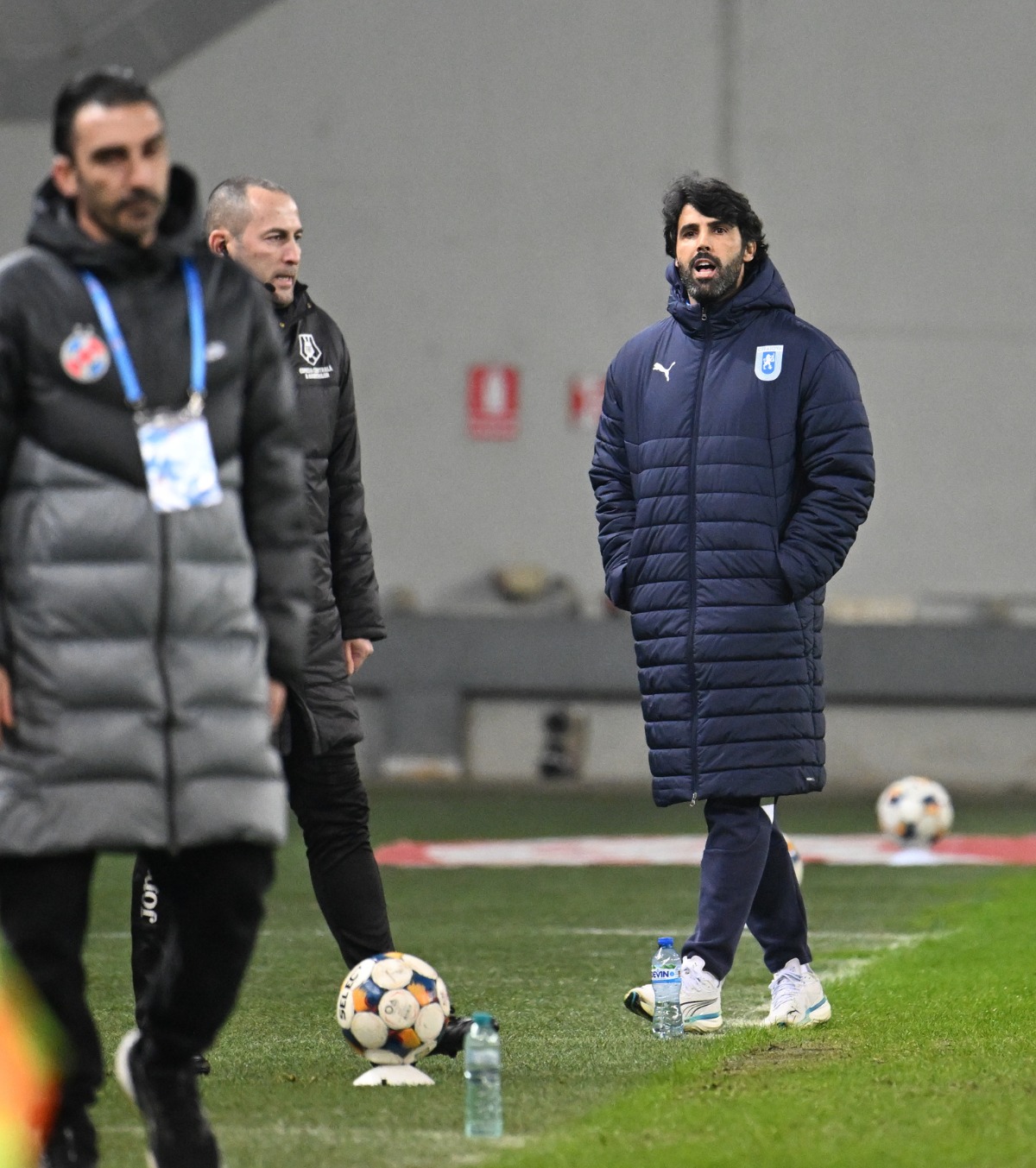 De ce s-a înfuriat Coelho VIDEO. Antrenorul Craiovei a explicat la conferință motivul reacției furibunde de pe teren: „Asta m-a enervat”