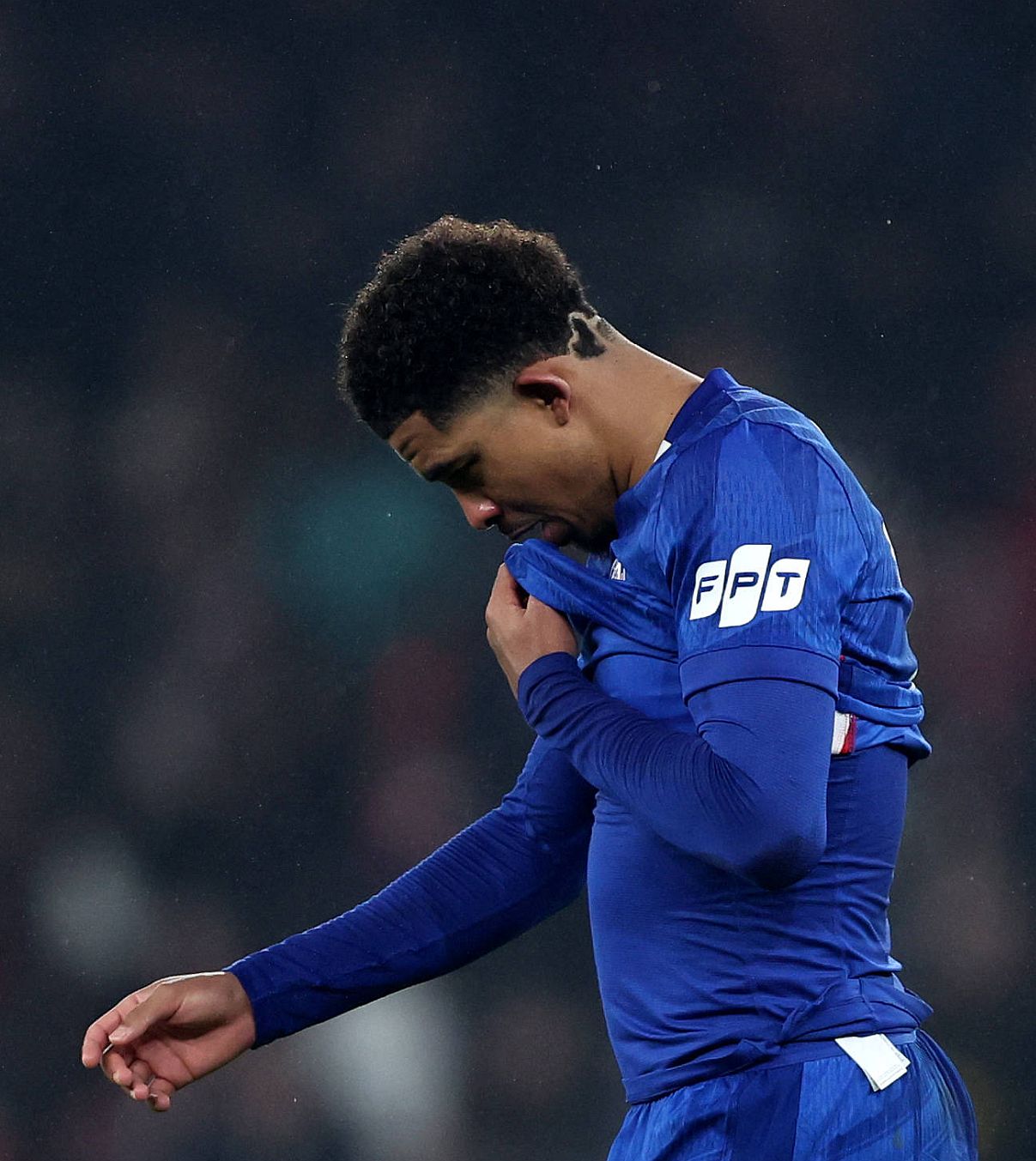 „Ar trebui să fii închis la zoo!” Scandal rasist și în Premier League. Doi adversari, abuzați după Chelsea - Burnley. Insulte oribile