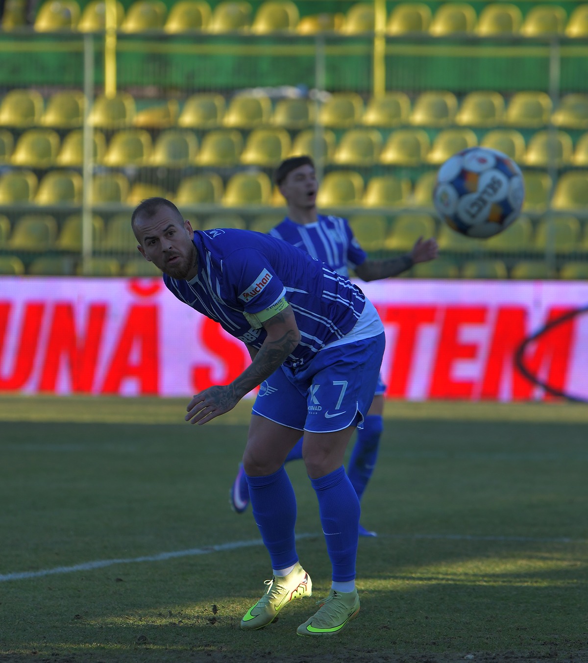  „Nu am mai văzut așa țărănie!” Denis Alibec, după înfrângerea cu FC Argeș: „Se stă numai pe jos, fotbal zero. Acesta este fotbalul românesc”