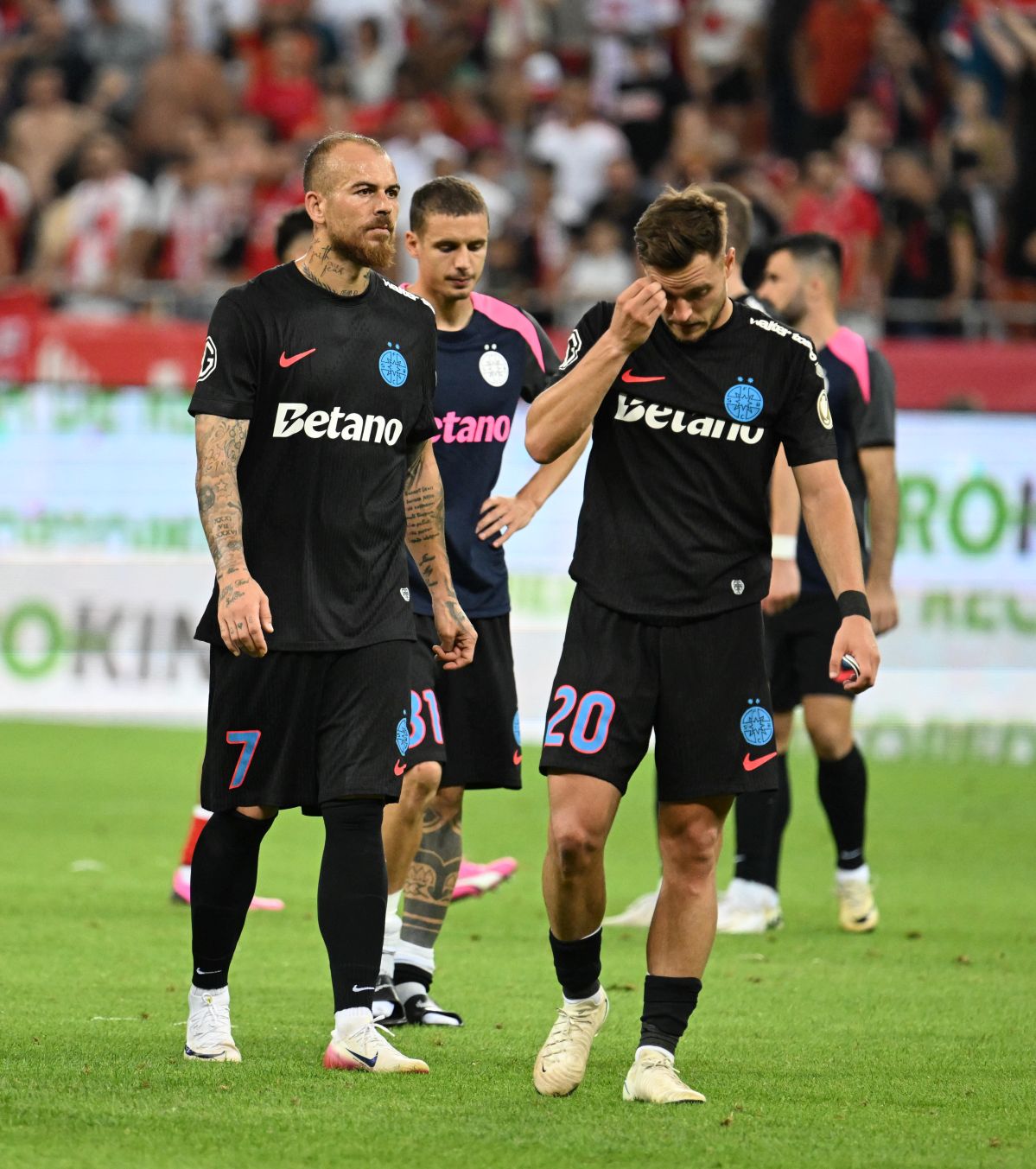 Politic și Alibec, luați la țintă Becali îi critică chiar și după ce au plecat de la FCSB: „N-am văzut în viața mea fotbalist în halul ăsta”