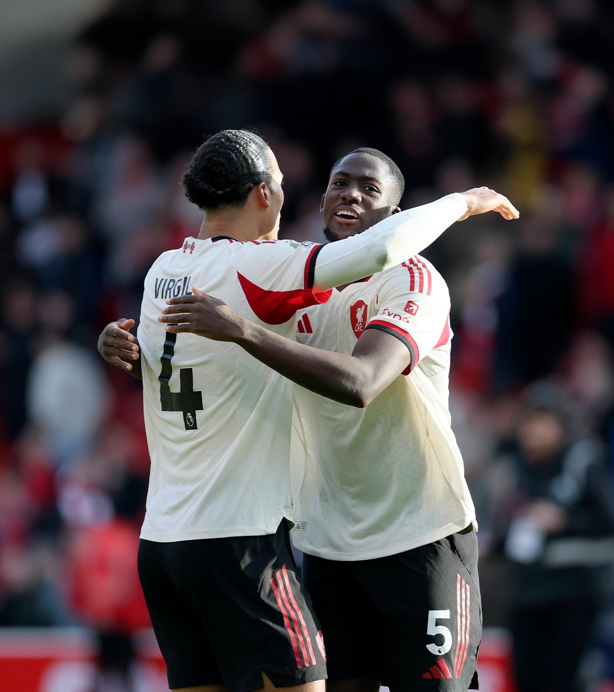 Asociere inedită Cum a ajuns Nadia pe Instagramul unui star din Premier League, într-o postare amuzantă