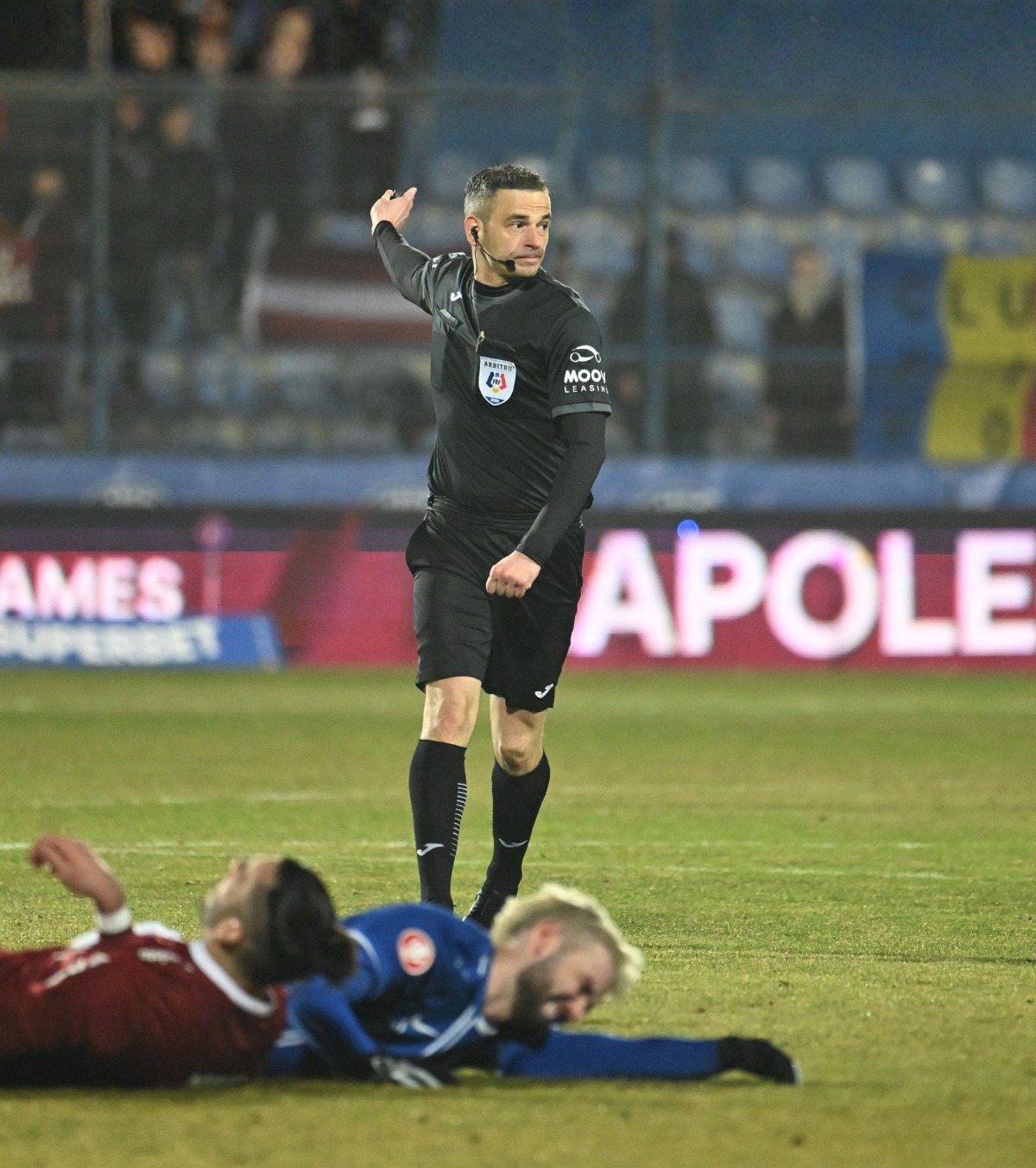 CFR, iertată de două penalty-uri FOTO. Scandal la Ovidiu: constănțenii s-au dus peste arbitrii! Verdictul specialistului: „Fazele sunt clare!”
