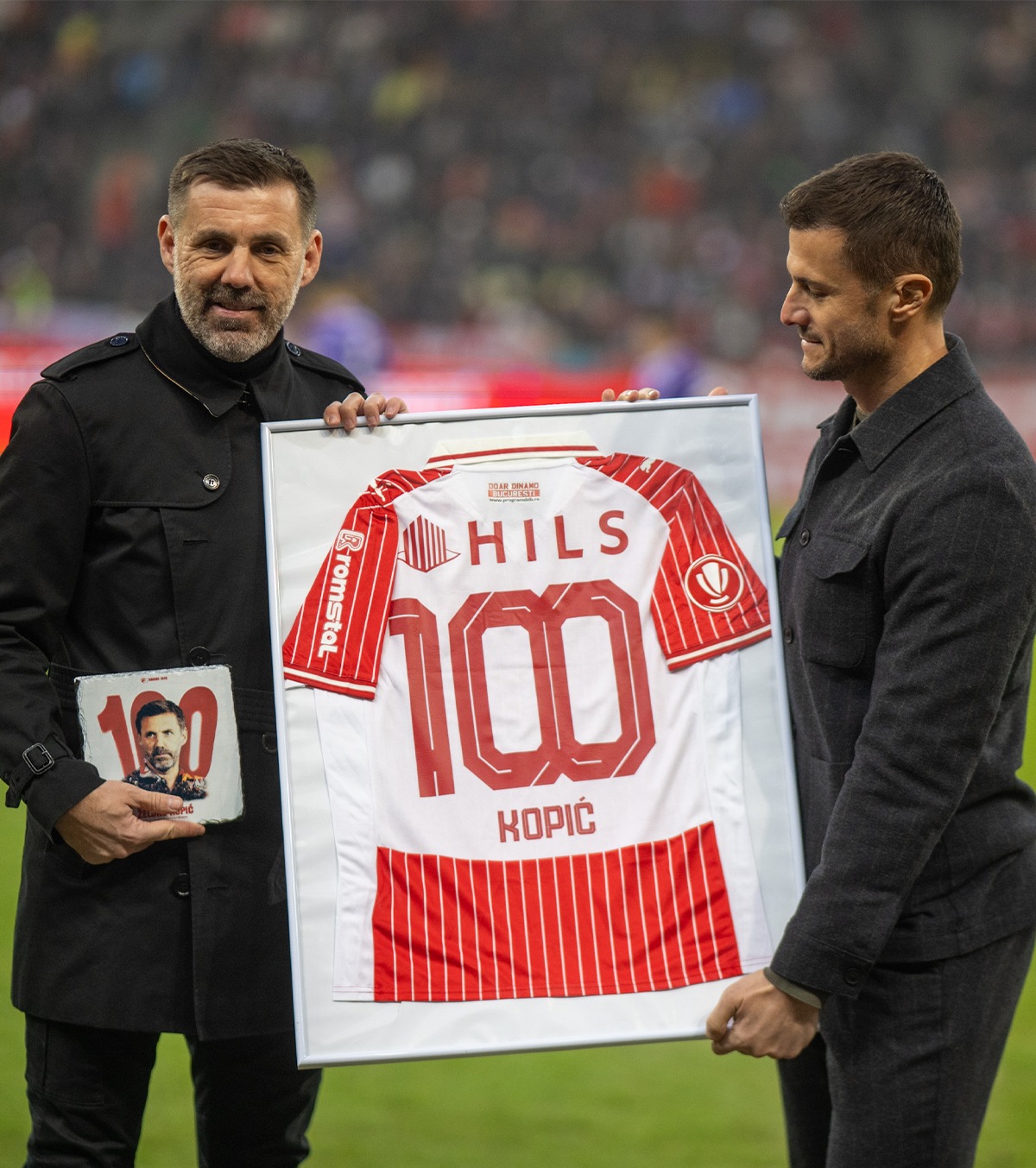 Kopic, premiat  VIDEO+FOTO. Ce a primit Kopic înainte de Dinamo - FC Argeș + cum a fost primit George Pușcaș de fani