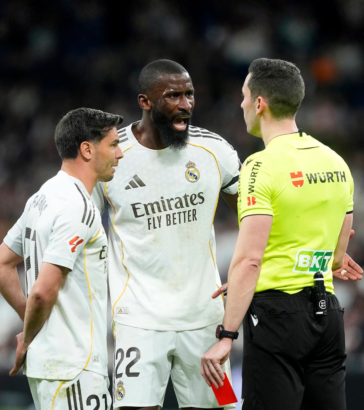 Real Madrid, eșec în La Liga Getafe a dat lovitura pe „Bernabeu”, Mastantuono, eliminat după un comentariu jignitor la adresa arbitrului. Ce i-a spus