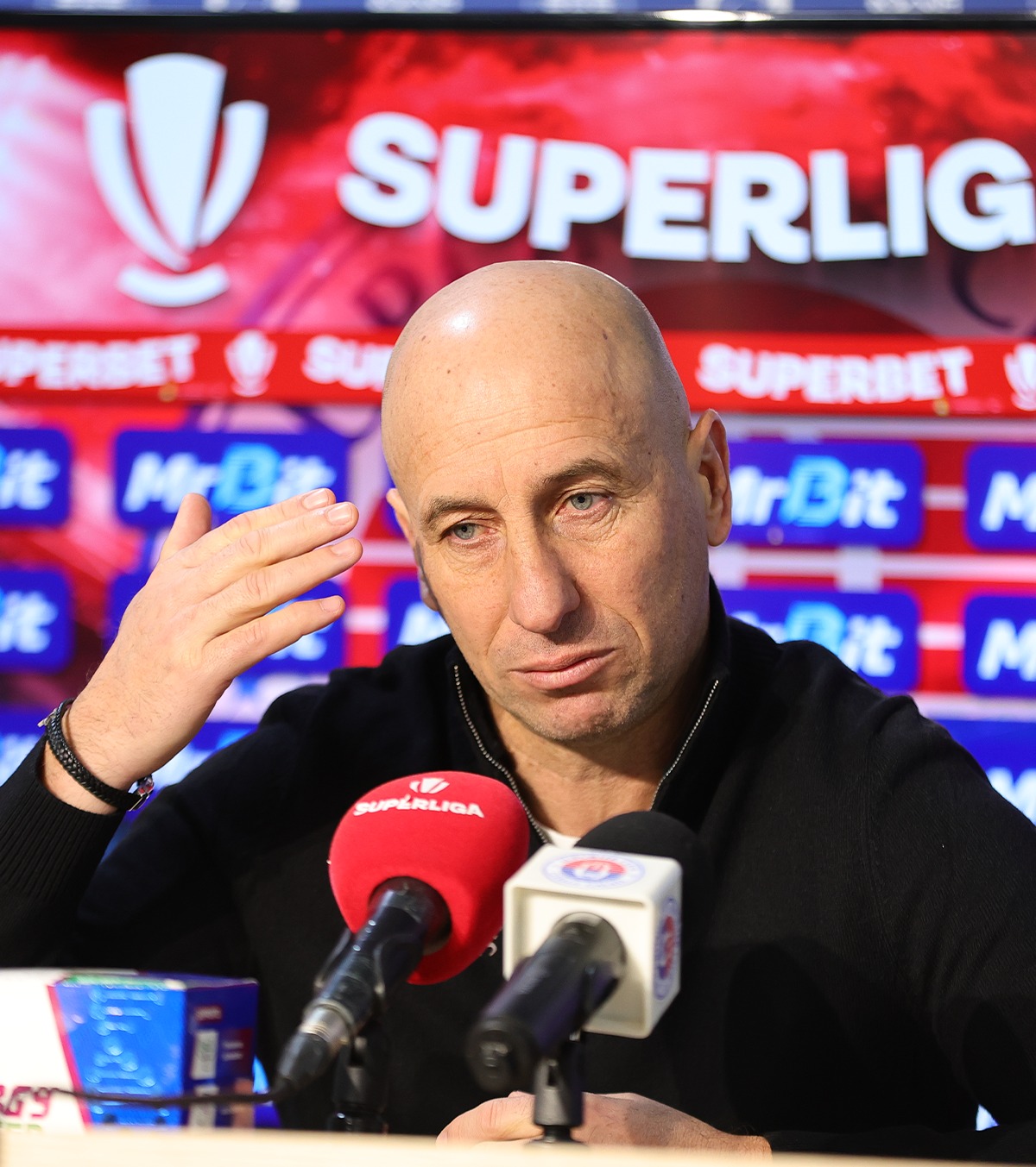 „Urmează un război total” Robert Ilyeș, declarație neașteptată după victoria cu Farul. Despre ce „război” vorbește