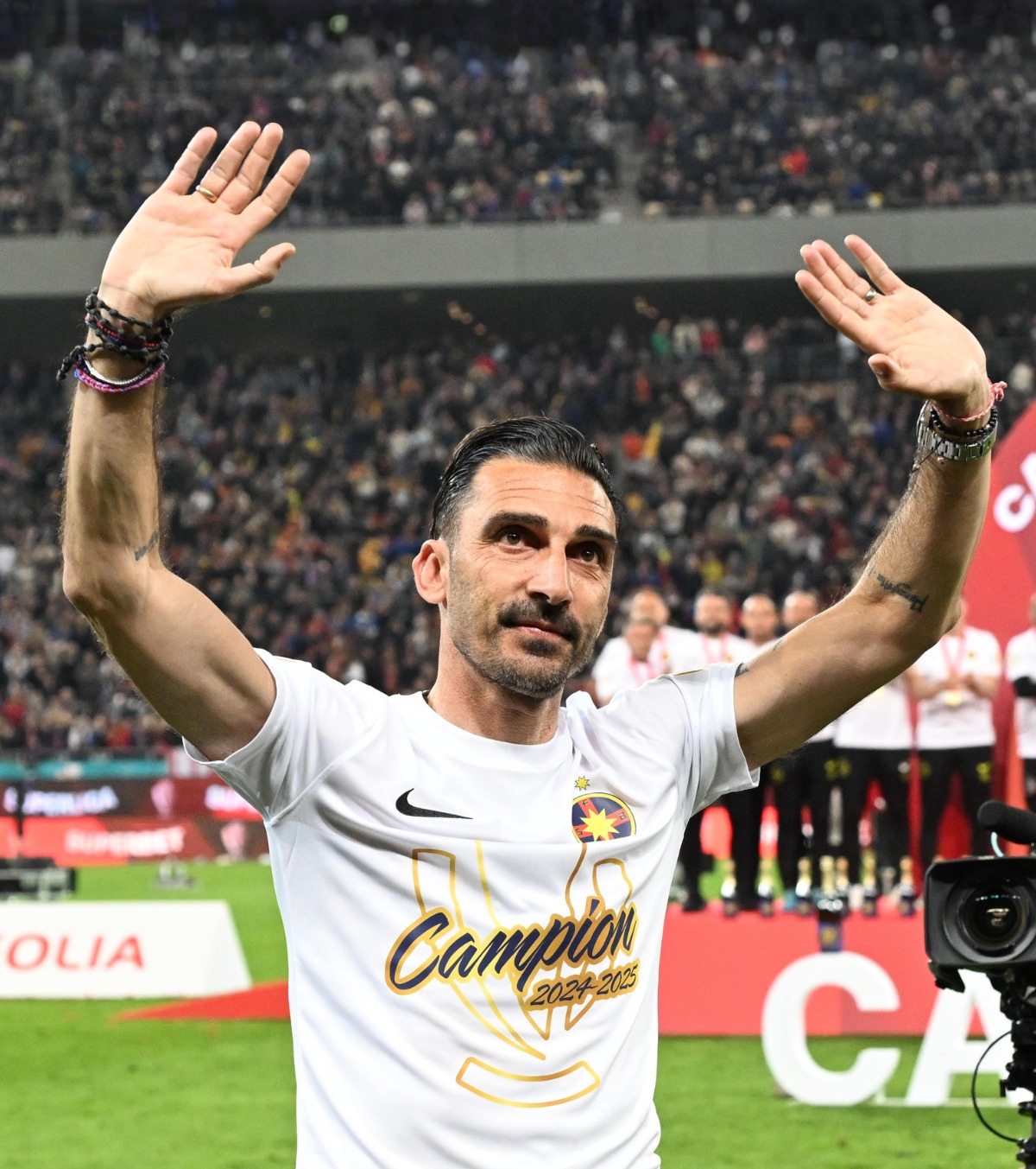 Charalambous a plecat FCSB a anunțat oficial despărțirea de cipriot. Mesajul clubului pentru fostul antrenor